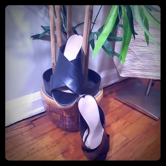 Via Spiga - Picture 1 of 5